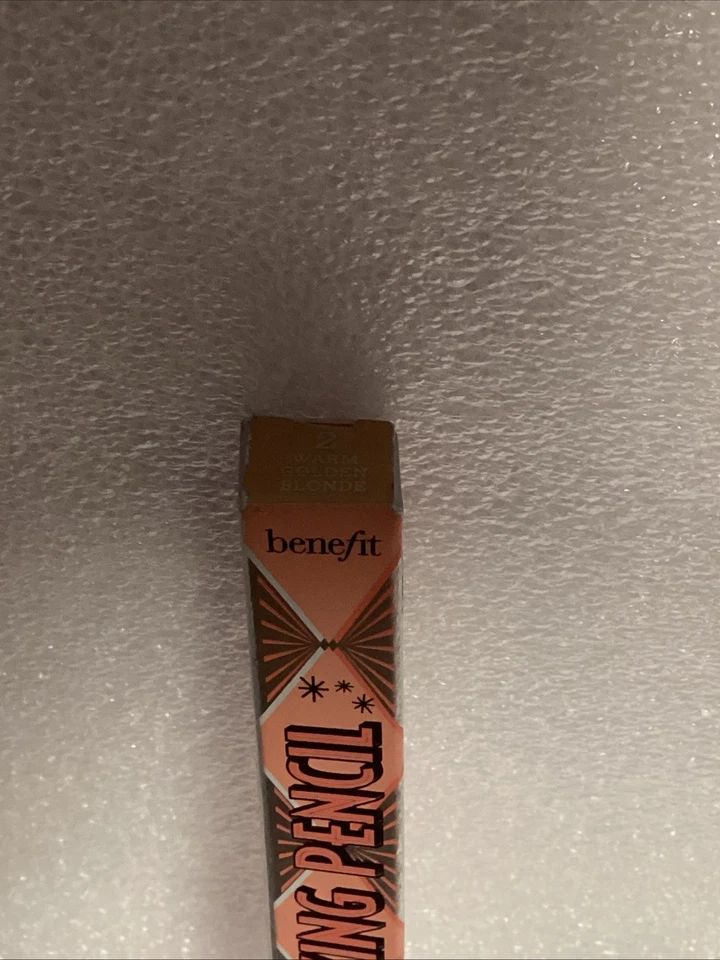 BENEFIT Gimme Brow+ Volumizing Long Lasting Fiber Eyebrow Pencil Golden Blonde - Image 3 of 4