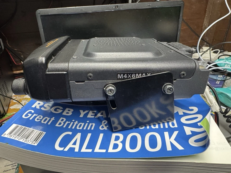 yaesu ftm-100d 2/70  c4fm transceiver - Image 4 of 4