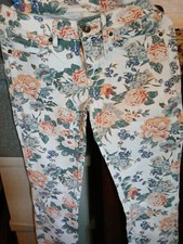 Bullhead Denim Co. Floral Print Skinny Jeans