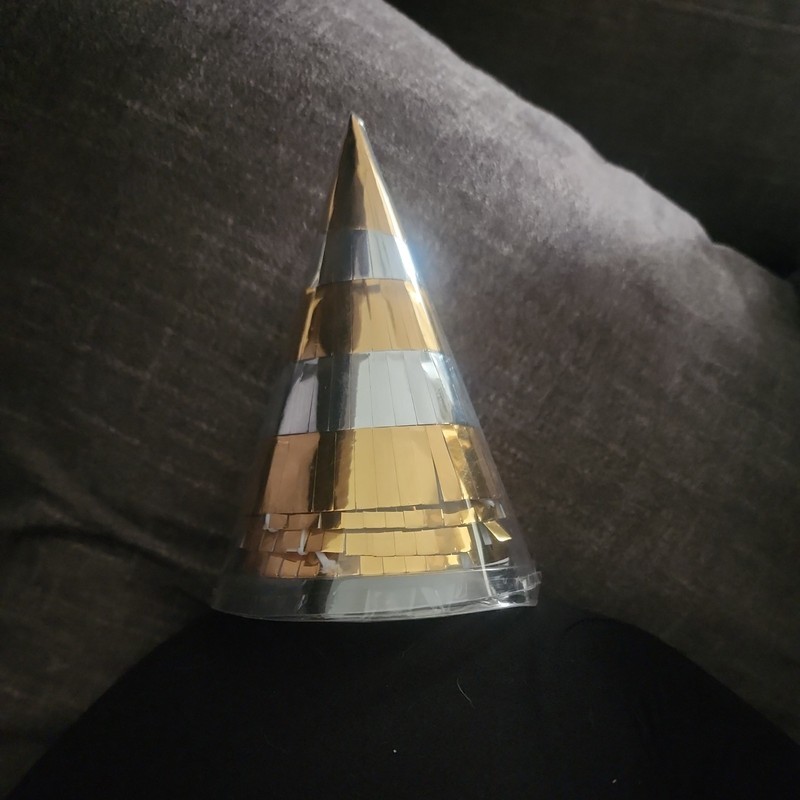 Gold And Silver Party Hats 4 Count