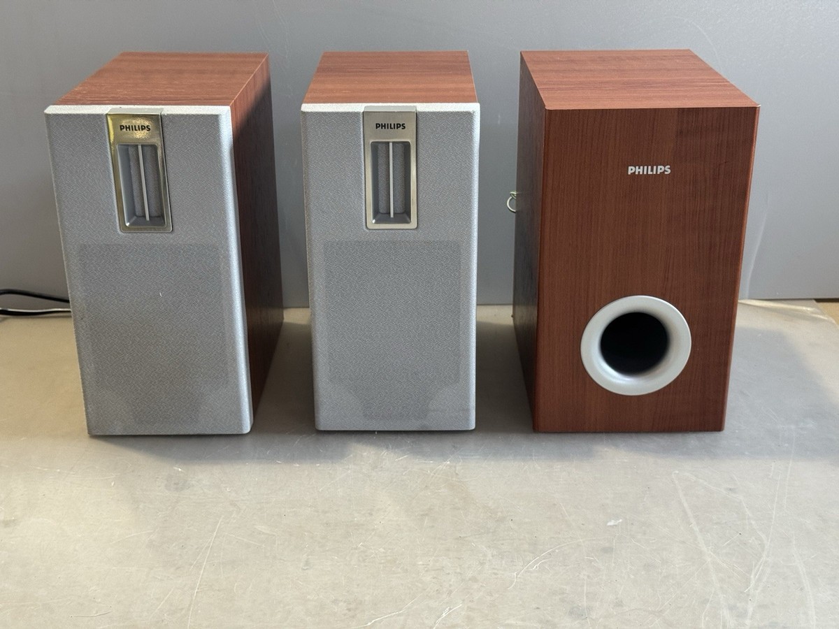 Philips MCD139 Micro Hi-Fi Speaker System w/ Subwoofer Brown