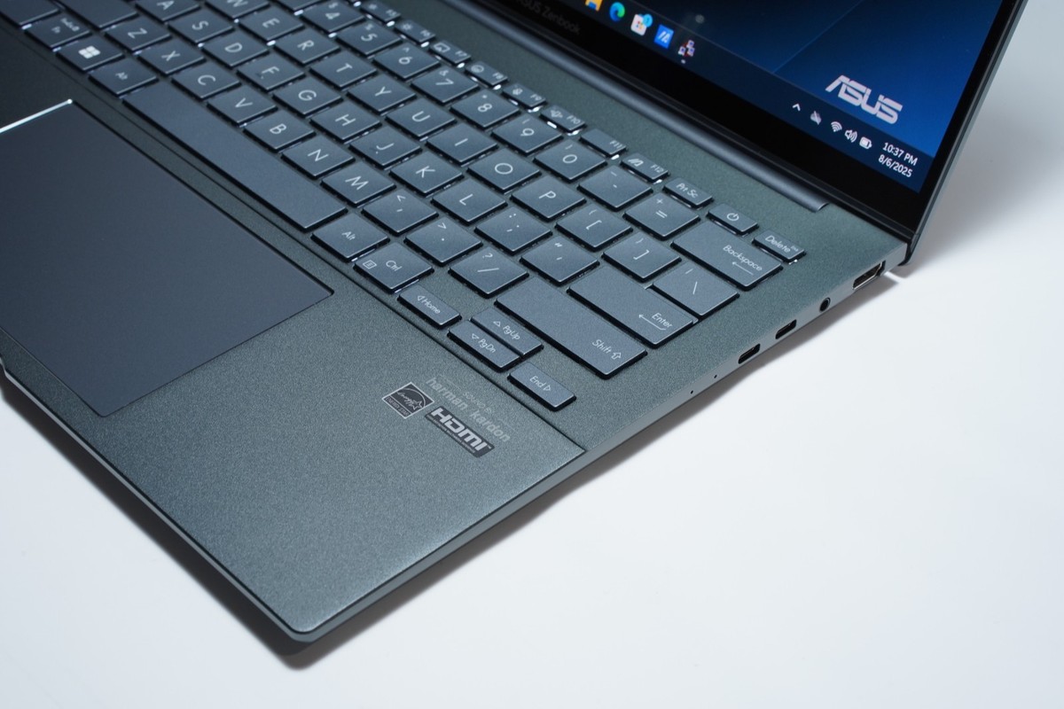 ASUS - 【ぽんず】【中古美品】ASUS Zenbook14 OLED Amazon.com: ASUS Zenbook 14X OLED Laptop, 14.5