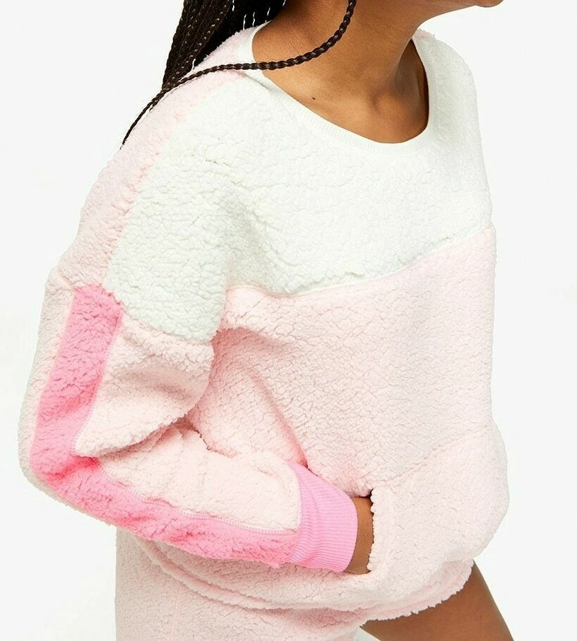 Nuevo con etiquetas Conjunto de pijama Sherpa Justice Girl rosa bloques de colores camisa corta 6 7 8 10 12 S Foto 3 de 3