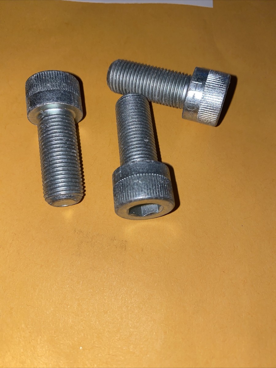 3-NOS OEM Harley Davidson 1/2