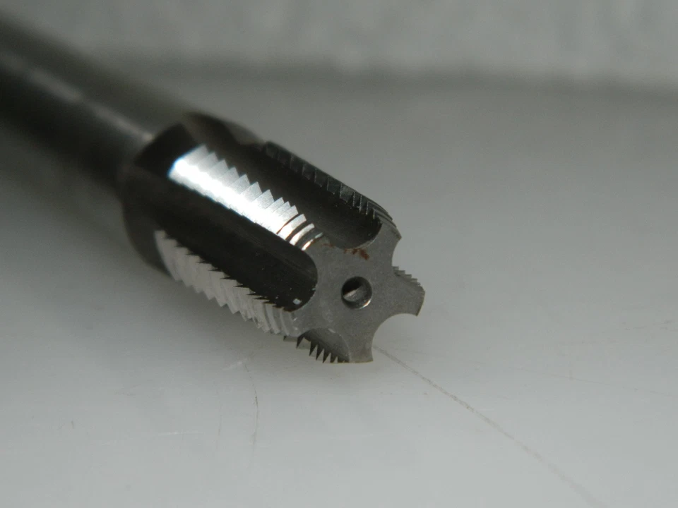 Regal Extension Pipe Plug Tap 015975AS 1/4"-18 NPTF 5FL 6" 015975AS - Image 2 of 3