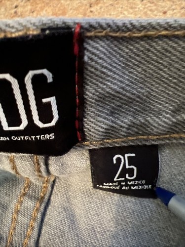 BDG Urban Outfitters Mom Hi Rise Denim Shorts Grey Size 25 - Picture 5 of 7