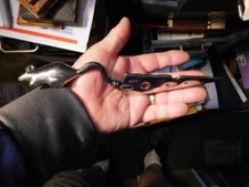 MICHAEL ARAM FIGURAL MOUSE CHEESE KNIFE NO BOARD 9 1/4"