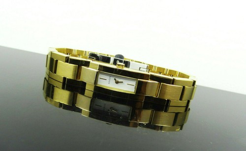 Gucci 4600L Series White Dial Stainless 