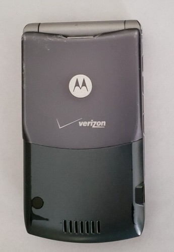 Classic Motorola Original RAZR! Vintage GRAY Flip Cell Phone NOW IN MUSEUMS!!! - Afbeelding 2 van 3