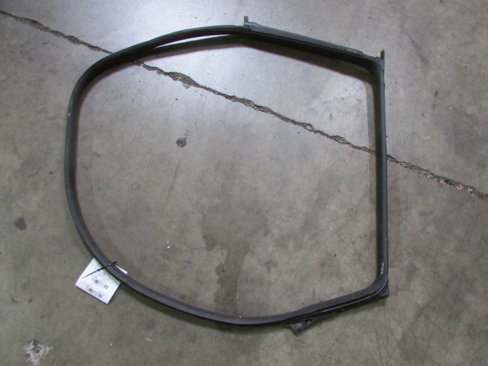 Maserati Ghibli, RH, Right Rear Door Gasket, Used, P/N 670030731