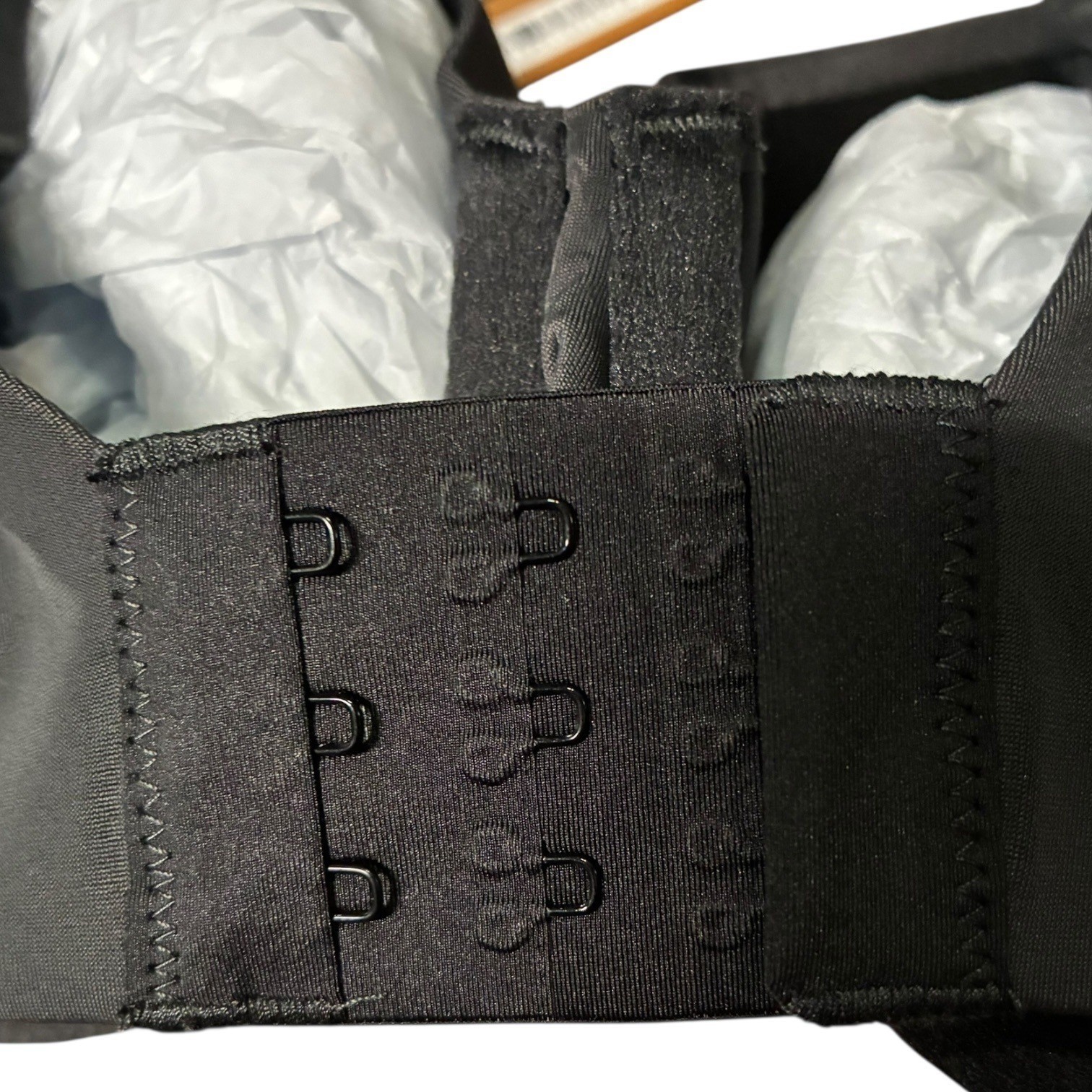 SKIMS Smoothing Intimates Onyx Full Coverage Lightly Lined Bra Style Size 34B