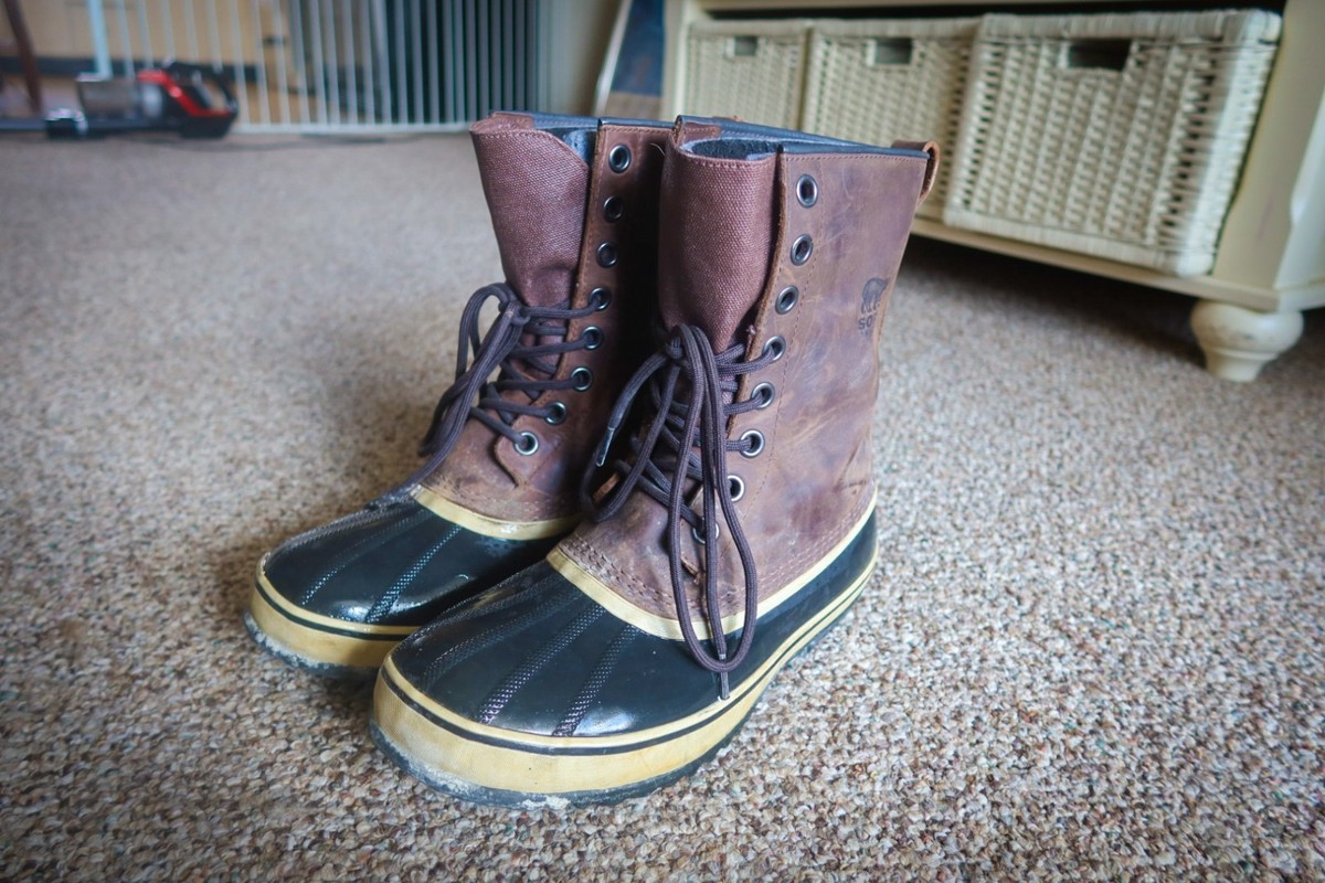 Sorel waterproof duck boots mens size 10 leather rubber  display picture 1