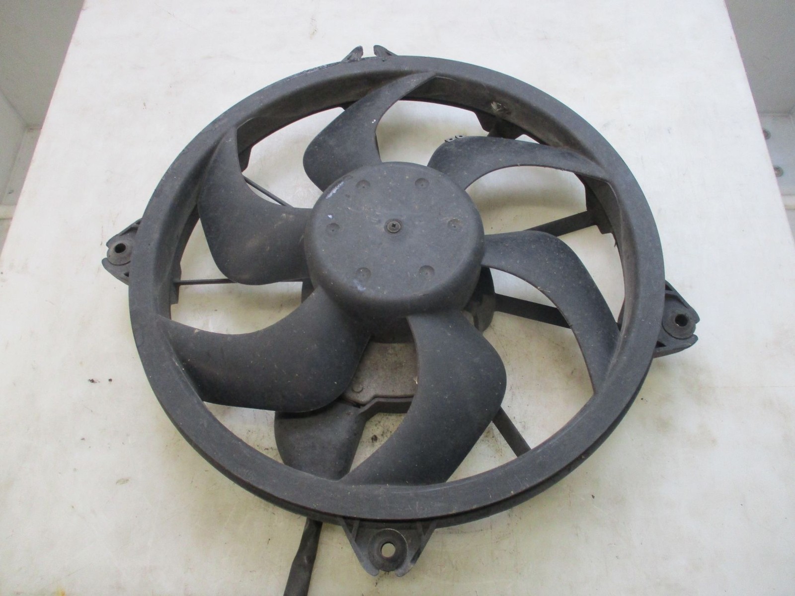 Citroen C5 II 1253R8 cooling fan
