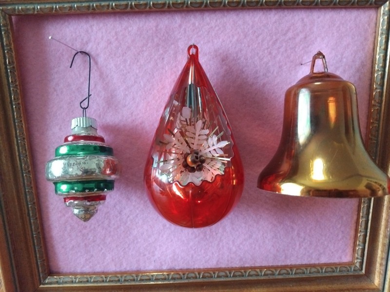 Vintage Mixed Lot 3 Plastic Christmas Ornaments Bell, Jewel Brite, Shiny Brite