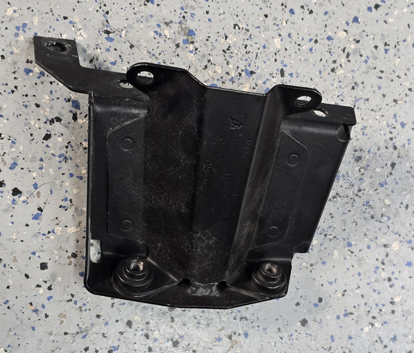 LAMBORGHINI HURACAN LP610 DRIVER LEFT SIDE HOOD HINGE ARM BRACKET OEM 4T8810807D
