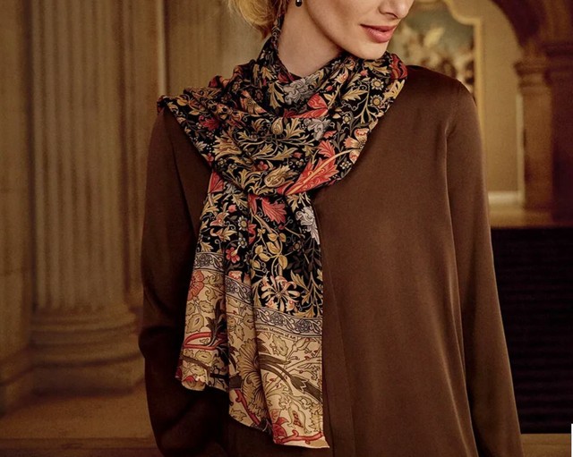 Metropolitan Museum of Art William Morris Oblong Silk Scarf