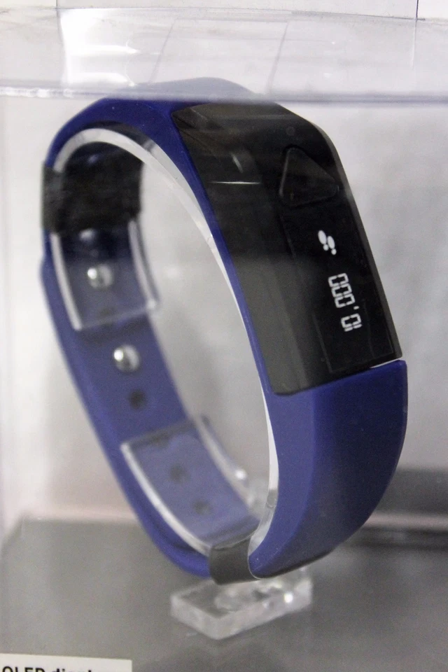 Banda de Seguimiento de Actividad GNC Pro Track Ultra Bluetooth - Azul Marino - GP-5568-MARINO Foto 2 de 4