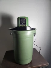 VTG Ice Cream Maker 4 Quart Richmond Cedar Works Model #71 Freezer Electric EUC