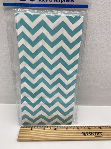 10 Treat Goody Bags Sea Green Zigzag Design Party Supplies Baby Birthday  - Picture 5 of 5