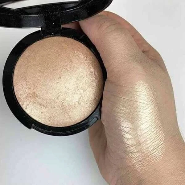 Farmasi Make Up Baked Highlighter Terracotta 10 g - Image 2 of 2