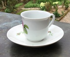 Meissen alte Kaffeetasse mit Untertasse rote  Rose Krummschwerter 1. Wahl (1)