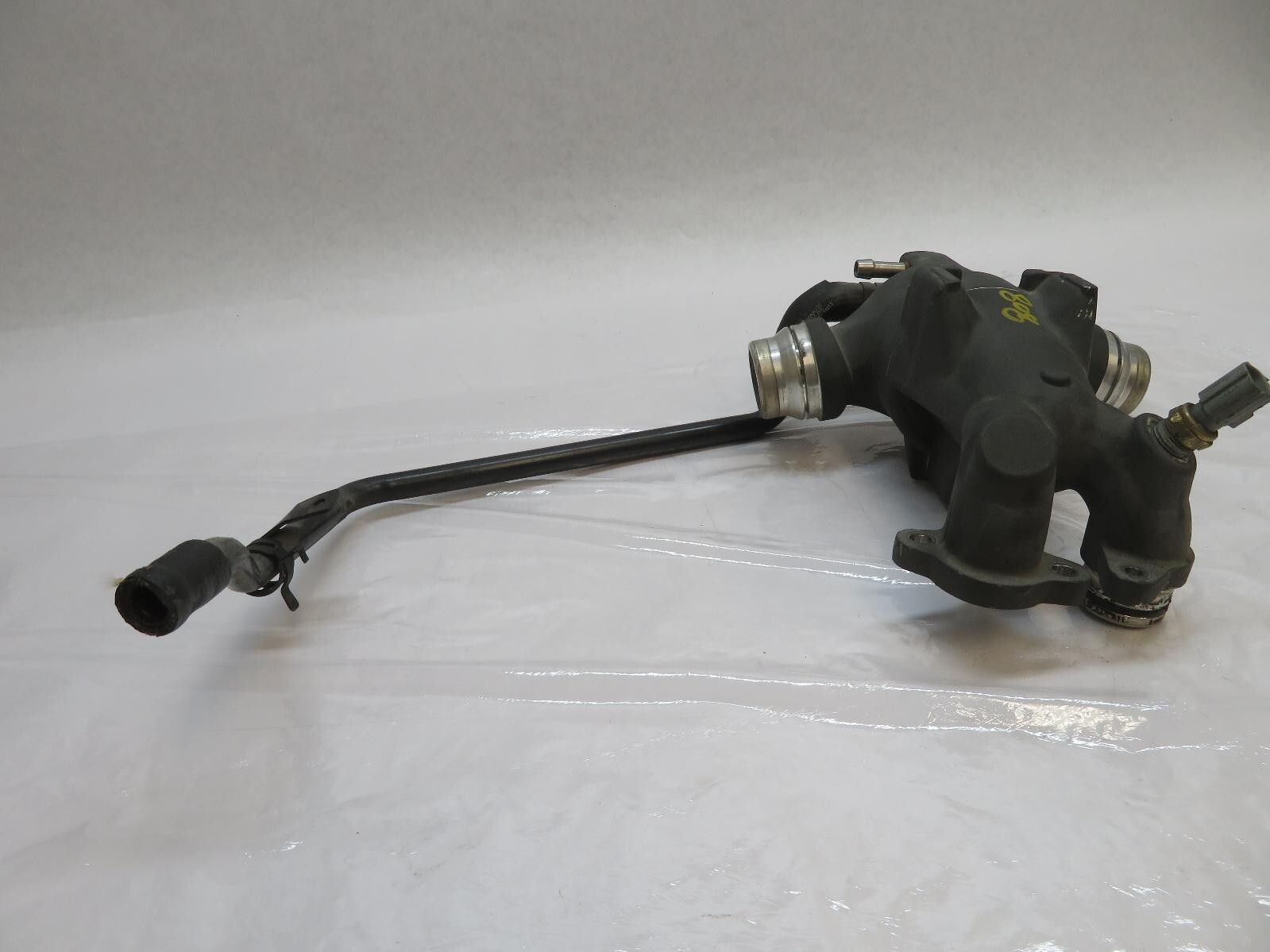 2012 ASTON MARTIN RAPIDE 6.0L V12 ENGINE MOUNTED THERMOSTAT HOUSING HOSE ASSY 