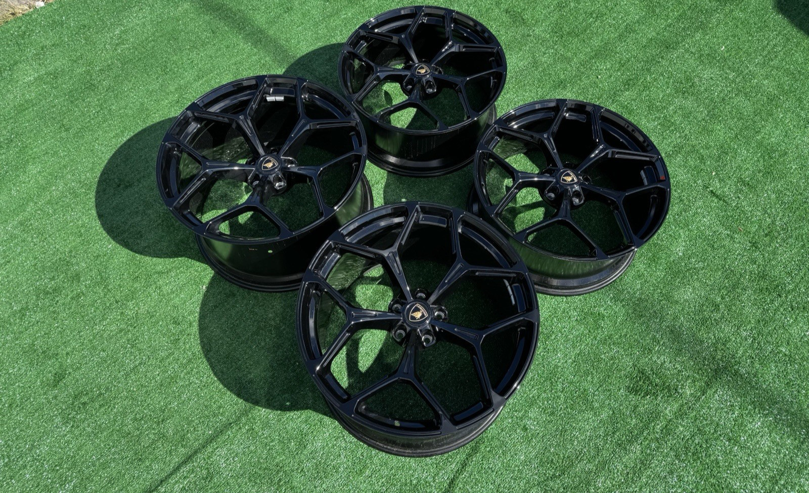 Lamborghini Revuelto OEM 20/21 Forged Wheels Genuine Factory Rim Set Rare 5x112
