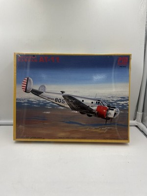 PM Model 1:72 Beechcraft AT-11 Kansan Model Kit PM-303 US Bomber Trainer SEALED