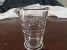 Eastman Kodak Co - 4 Oz Glass Measuring Beaker - Dark Room Chemical w/Spout