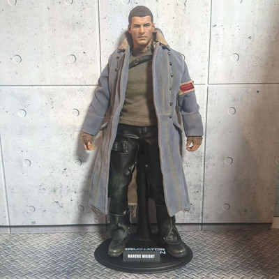 Hot Toys Terminator Salvation 4 Marcus Wright 1/6 Scale Actionfigur ohne Karton