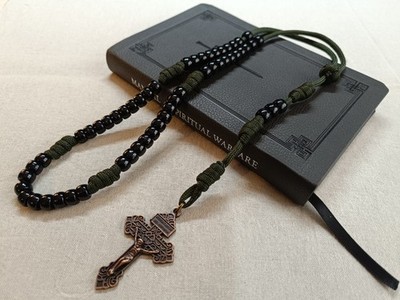 Robuster Rosenkranz, stark, robust, handgefertigt grün Paracord, Bronze Kruzifix, katholisch