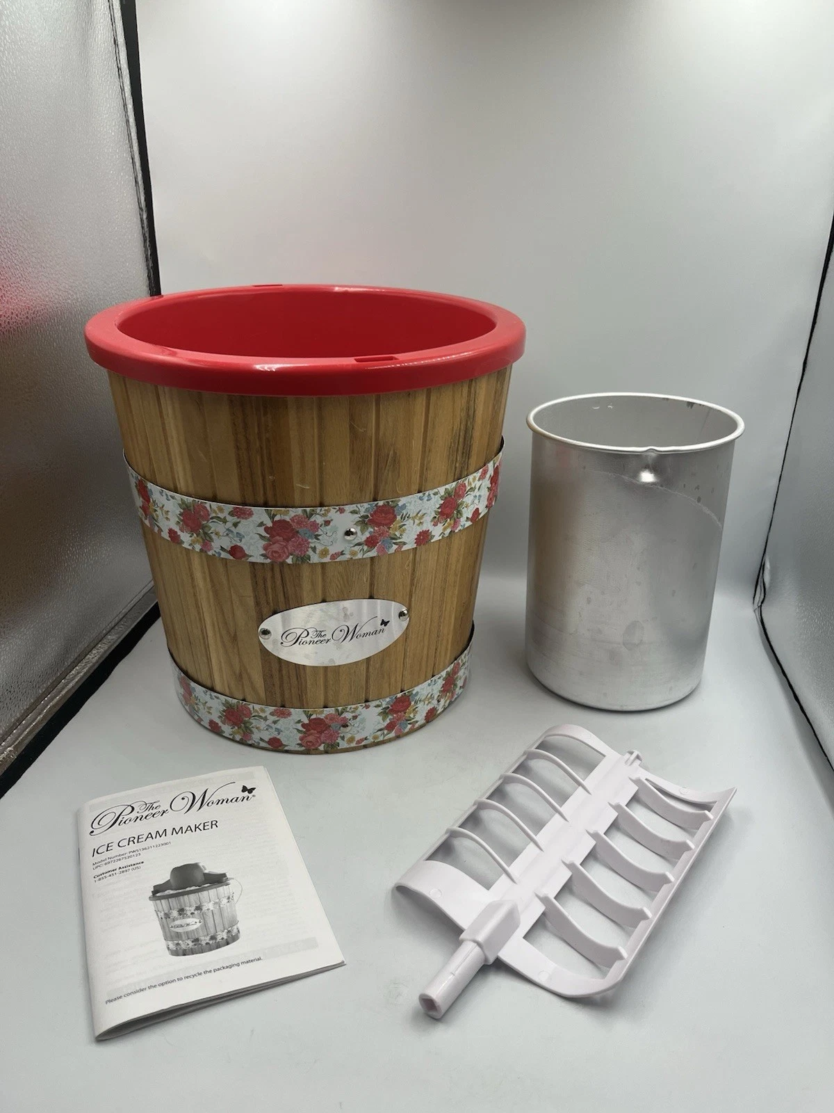The Pioneer Woman electric Ice Cream Maker, Sweet Rose.PARTS ONLY , NOT COMPLETE
