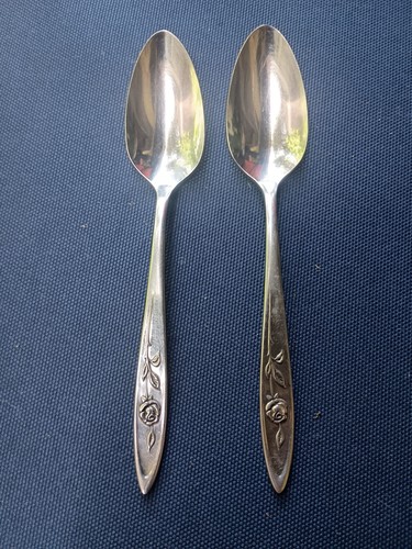 Oneida My Rose Set of 2 Teaspoons Spoons Community Stainless Flatware 6"