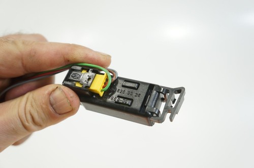 03-04 MERCEDES R230 SL-CLASS WINDSHIELD SOLAR LIGHT SENSOR 2208203326 OEM - Picture 3 of 10