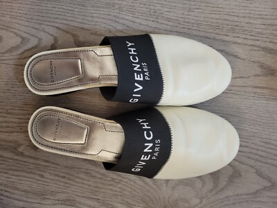 NIB Givenchy Paris Bedford 4G Logo White Leather Flats Mules 36
