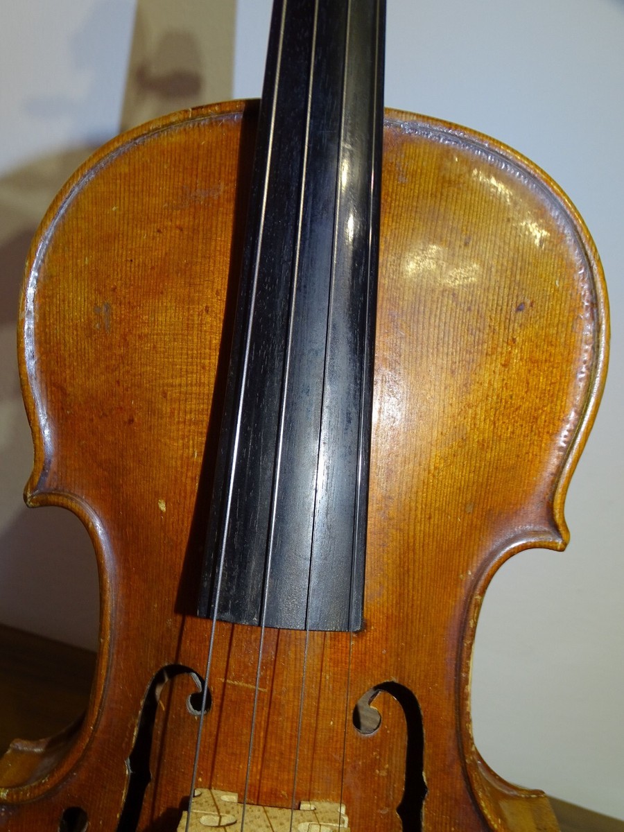 ANTIQUE VIOLIN labelled LEOPOLD WIDHALM - (Nr. 462) - FLAMED ANTIQUE VIOLIN labelled LEOPOLD WIDHALM - (Nr. 462) - FLAMED