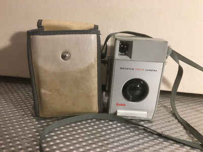 Kodak Brownie Vecta Camera Film Type 127 1960's Vintage