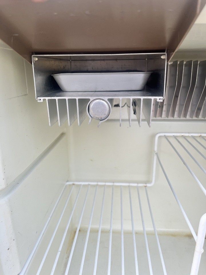CARAVAN CAMPER Electrolux 3 Way Fridge eBay