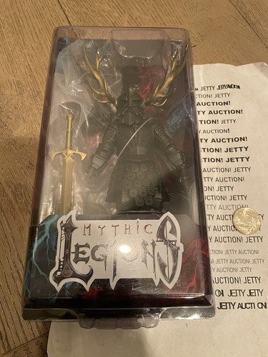 MYTHIC LEGIONS Four Horsemen Black Armor Bronze Dwarf Legion Builder Army Figure - Picture 2 of 4
