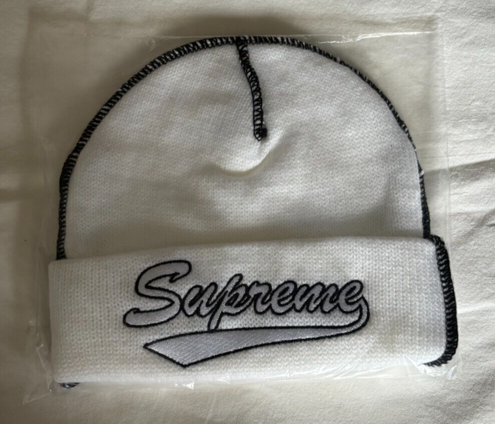 Brand New Supreme Contrast Stitch Logo White Beanie FW22