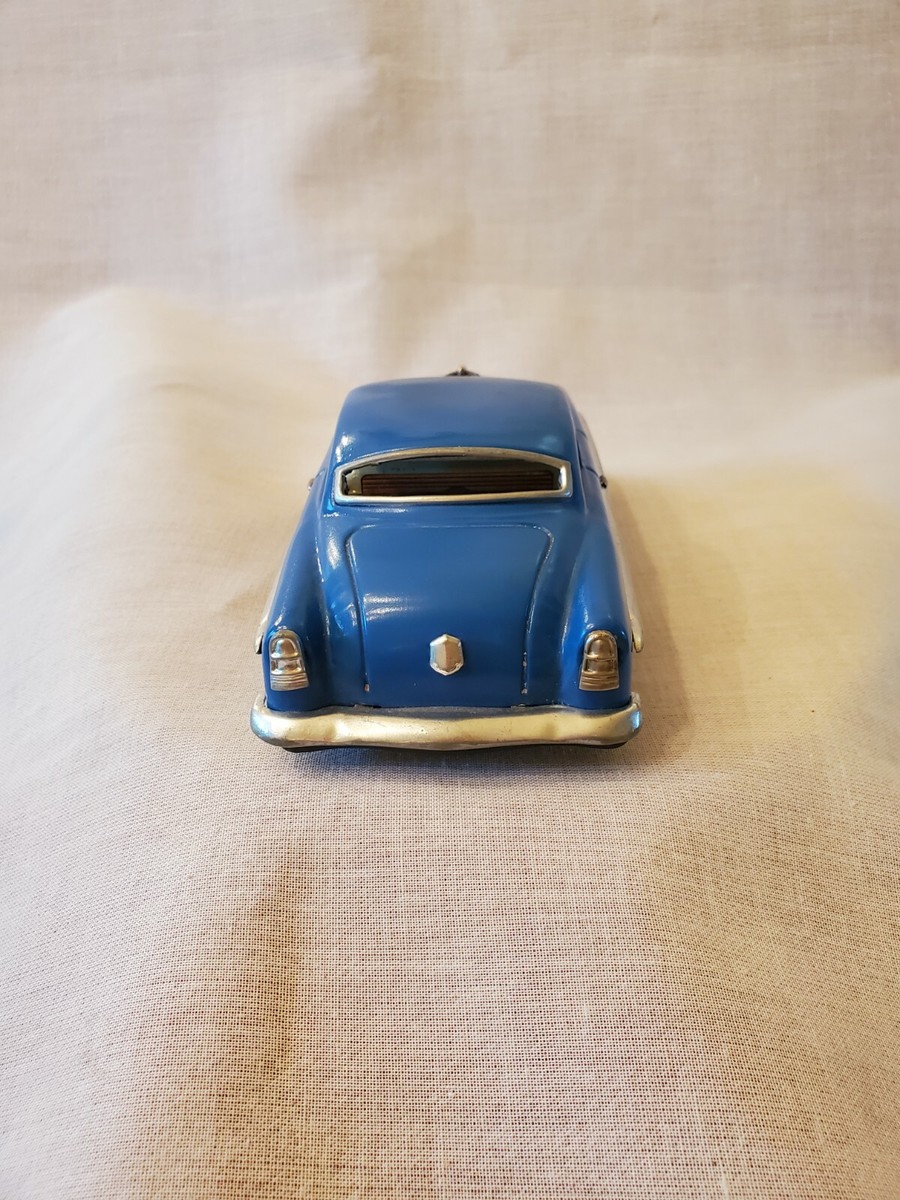 Vintage Unmarked Ichiko? 1950s Ford/Mercury Tin Friction Toy Vintage Unmarked Ichiko? 1950s Ford/Mercury Tin Friction Toy