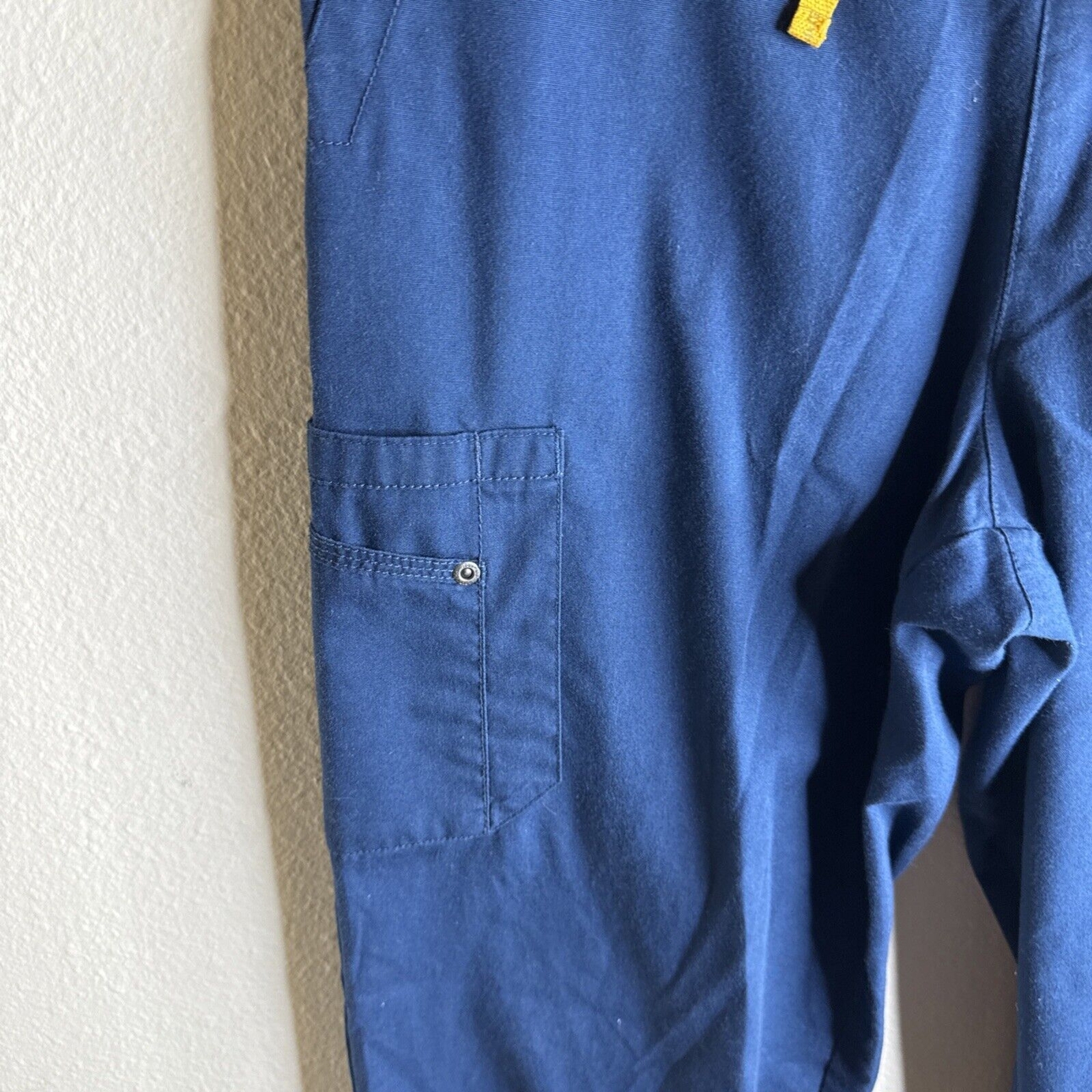 Picture 4 of 11