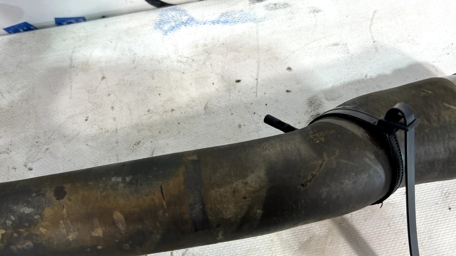 Aston Martin V8 Vantage 2011 Radiator Hose Pipe Outlet OEM 9G33-8C289-AA