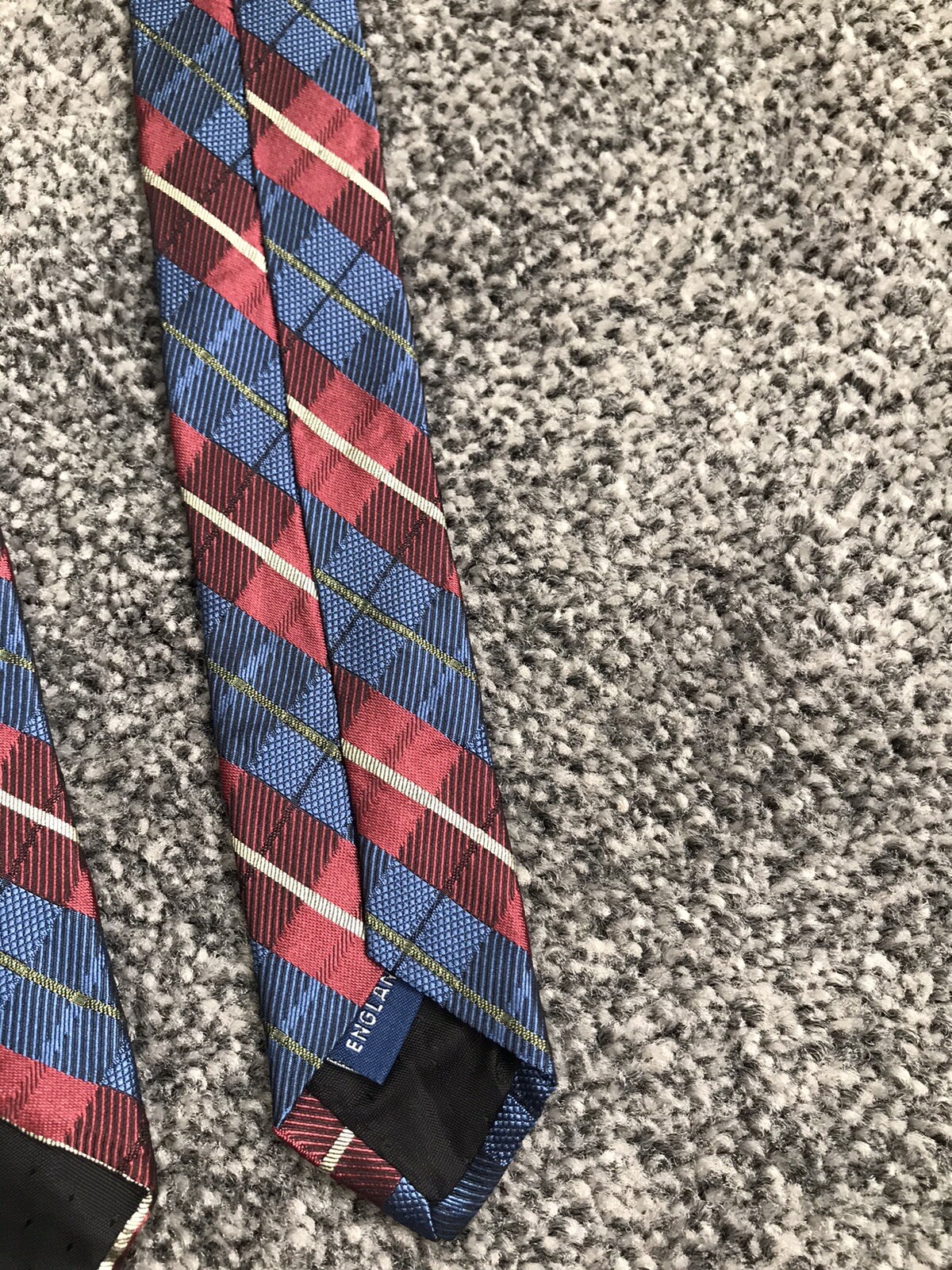 Picture 4 of 5
