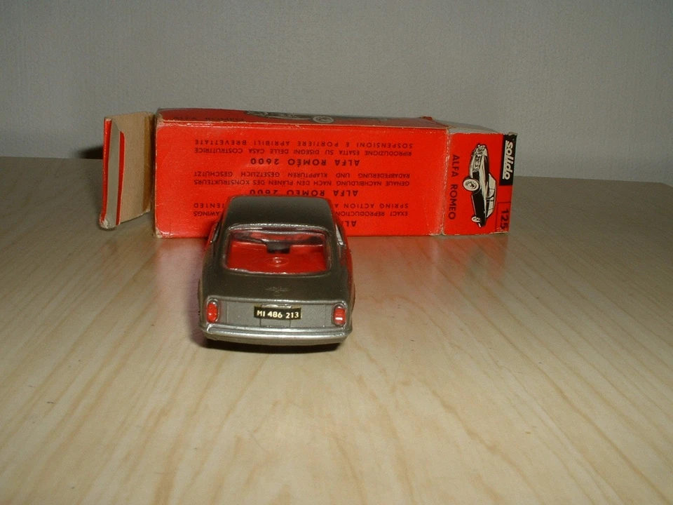 SOLIDO SERIE 100 ++ ALFA ROMEO 2600 PHARE DIAMANT ++ 125 - 1/43 - Photo 4/4