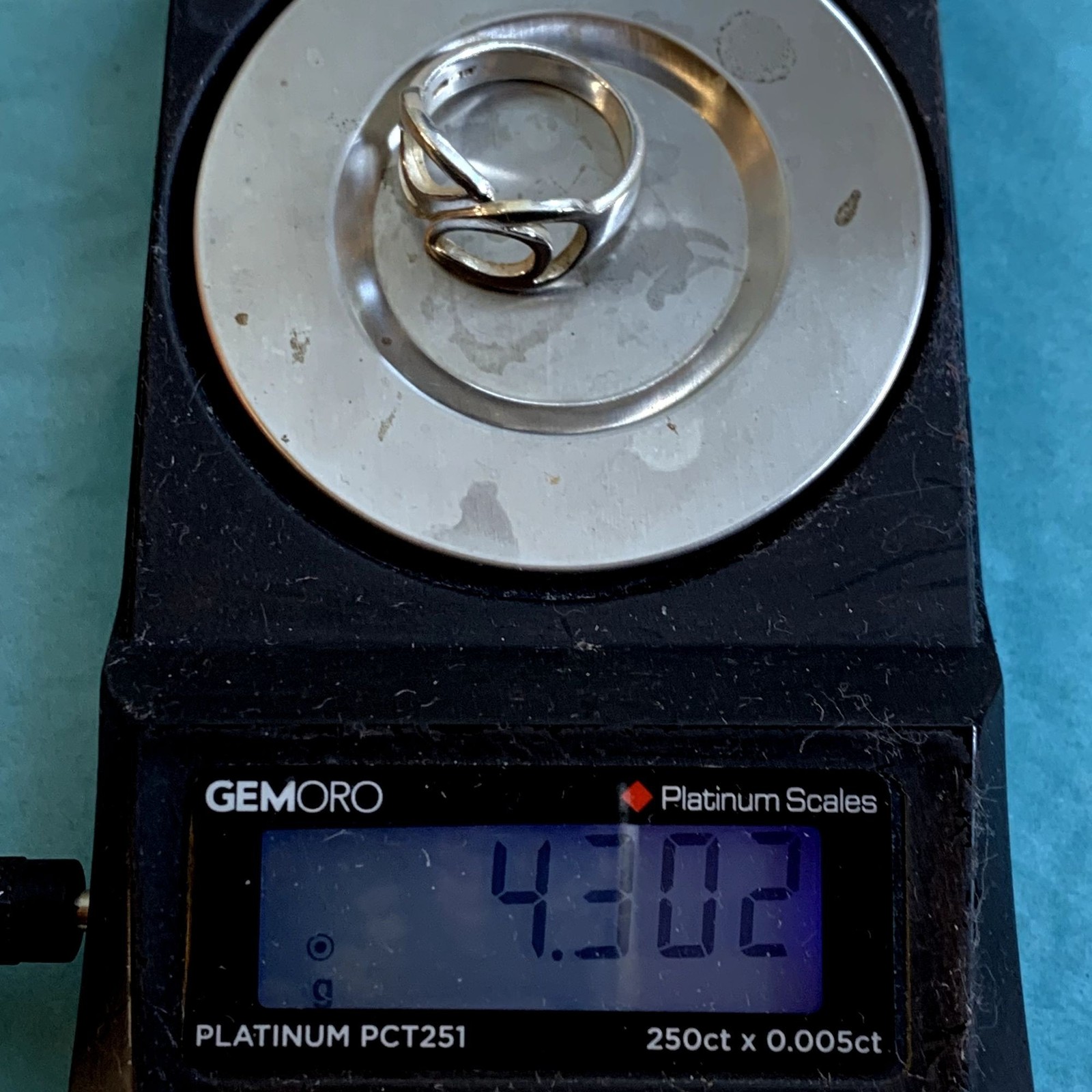 Double Teardrop Design Bypass Statement Ring VTG … - image 7