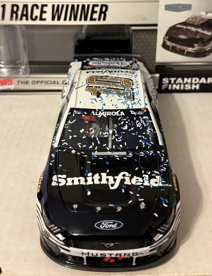 Aric Almirola #10 2021 New Hampshire/Loudon Race Win 1/24 NASCAR Diecast 1/504 Foto 3 de 4