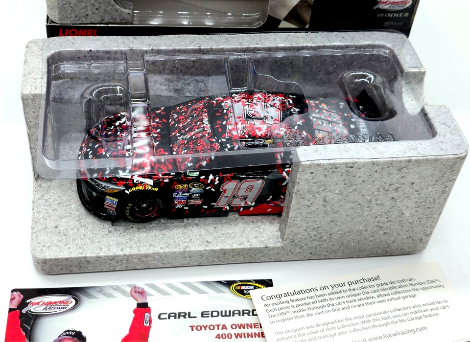 Carl Edwards Richmond 2016 victoria 1/24 NASCAR Xfinity Foto 4 de 4