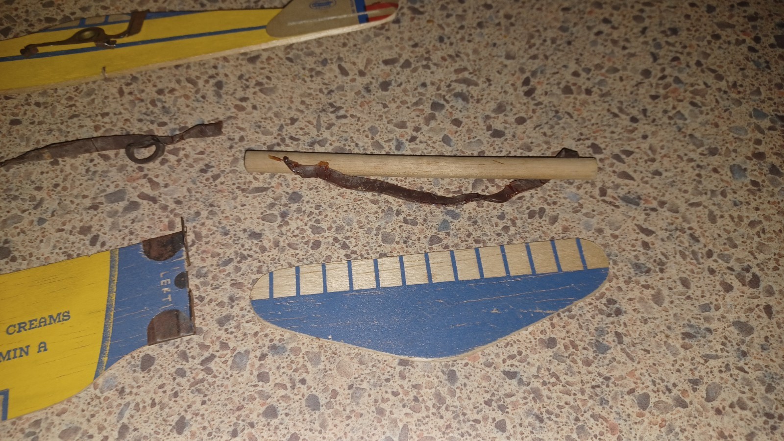 RARE 1940s Wright-Dayton Original Airplane Model Goon's Ice Cream W/Instructions