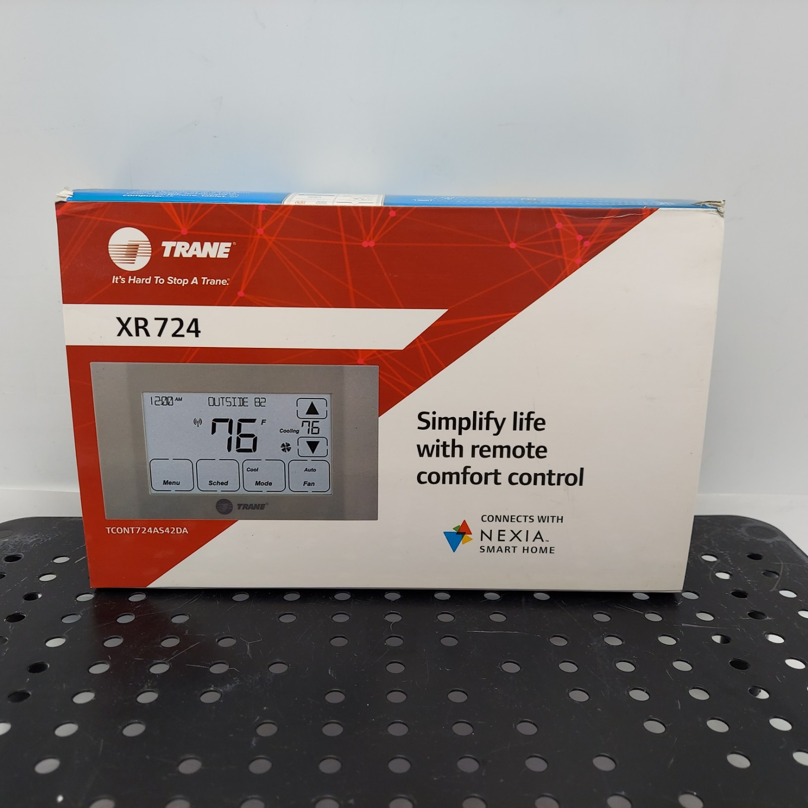 Trane XR724 TCONT724AS42DA Touch Screen Nexia Smart Comfort Control